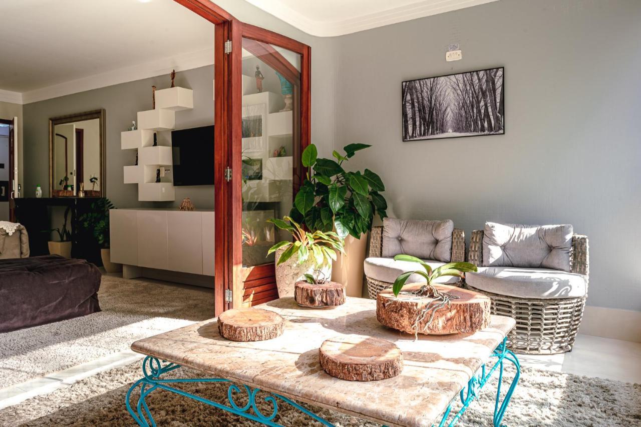 Ap Alto Padrao Com Piscina - De Pitangueiras Guaruja